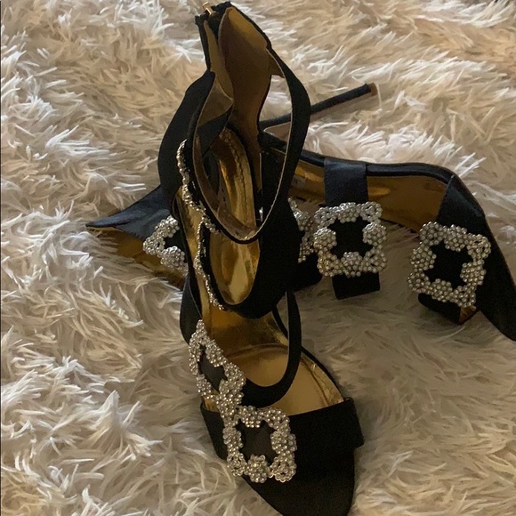 Chunky Rhinestone Sandal - Picture 5 of 10